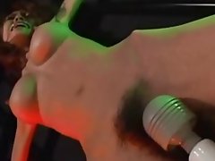 Petite ασιατικές δεμένα και έπαιζε