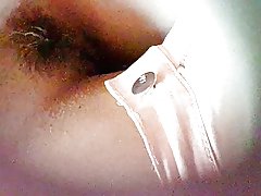 Ηδονοβλεψίας όμορφη νεαρή τριχωτό μουνί